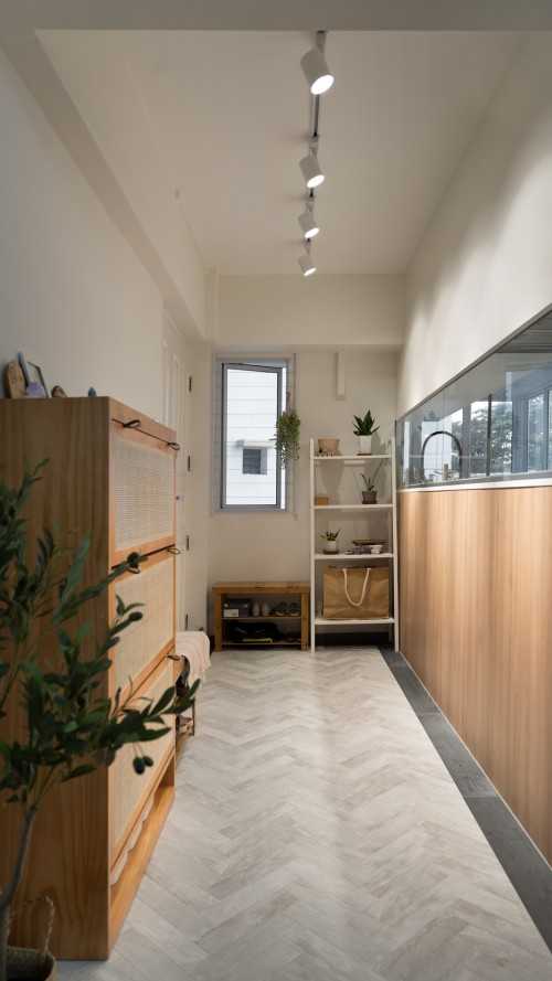 Scandinavian Entryway at Bedok Reservoir View