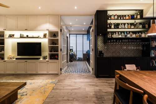 Transitional Home Bar at Martin Place