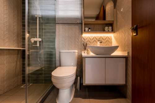 Scandinavian Bathroom at Teck Ghee Parkview