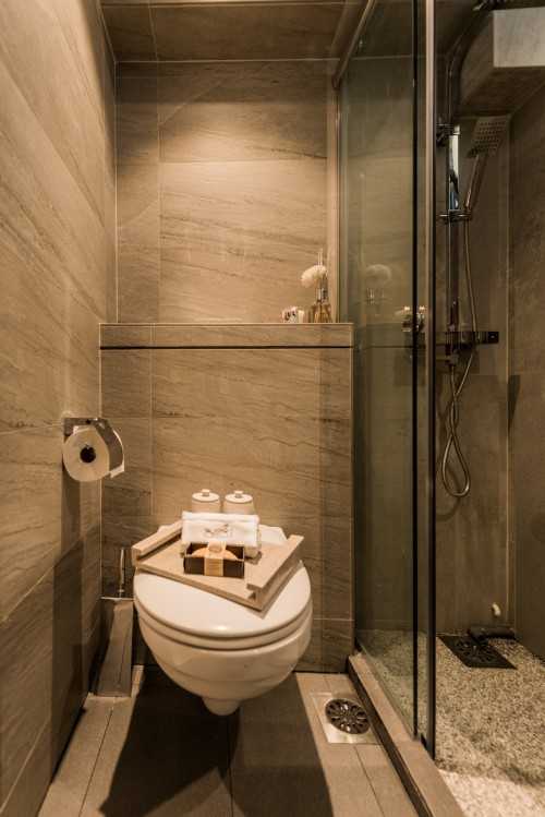 Contemporary Bathroom at Sky Terrace @ Dawson