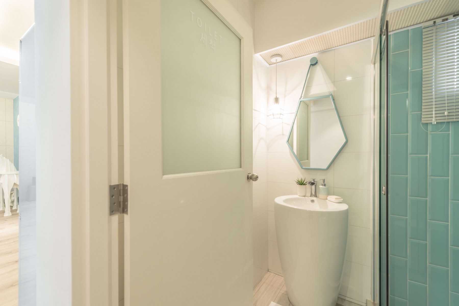 Scandinavian Bathroom with Mirror and Shower Screen