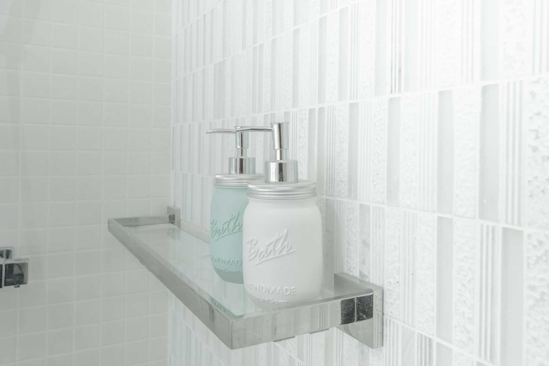 Scandinavian Bathroom with Mirror and Shower Screen