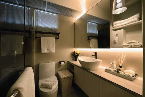 Contemporary Bathroom at Waterway Brooks