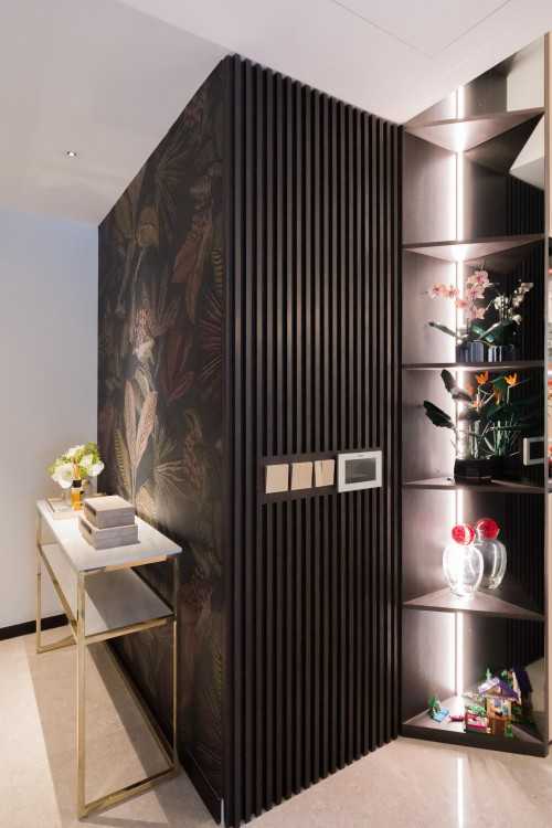 Modern Entryway at Royal Green
