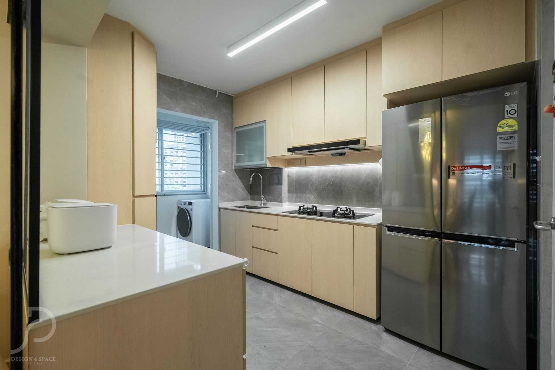 Modern Kitchen with Homogeneous Tiles and Wood Flooring