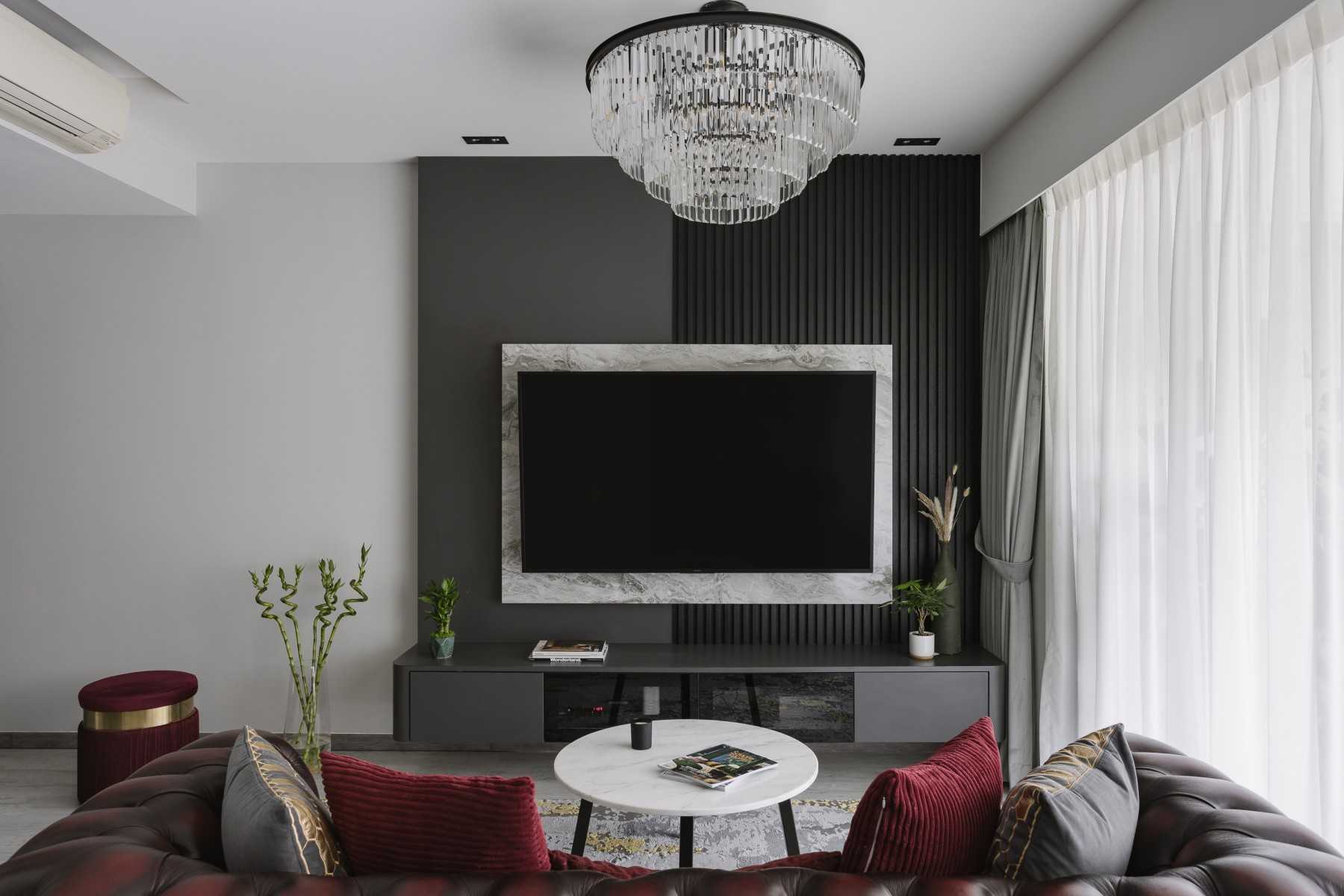 Modern Living Room with Feature Wall and Curtain