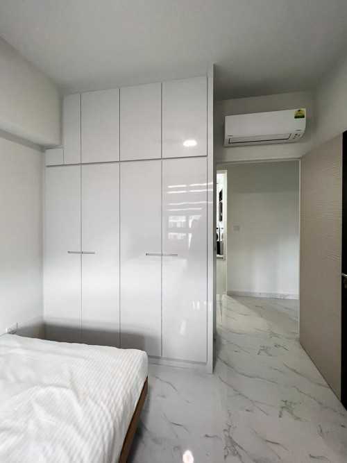 Modern Bedroom at Woodleigh Glen