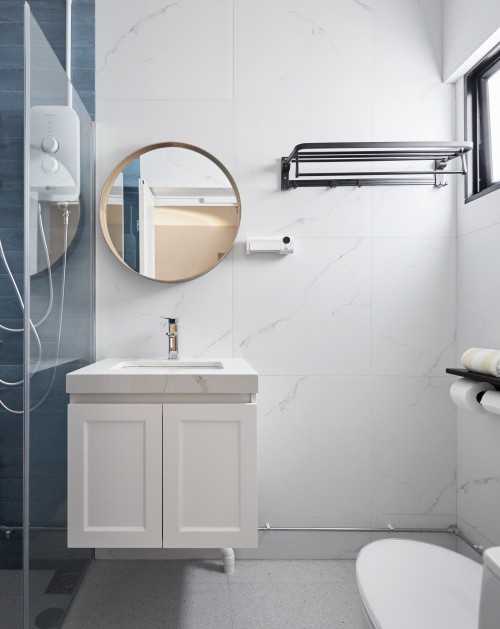 Modern Bathroom at Bedok Reservoir Road