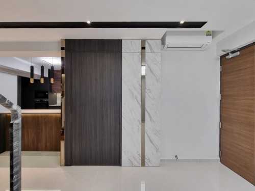 Modern Foyer at Jurong East