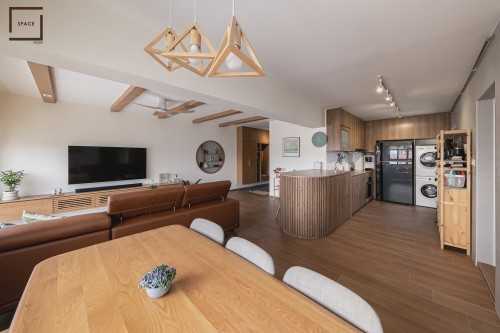Modern Living Room at 5 ROOM HDB @Ang Mo Kio