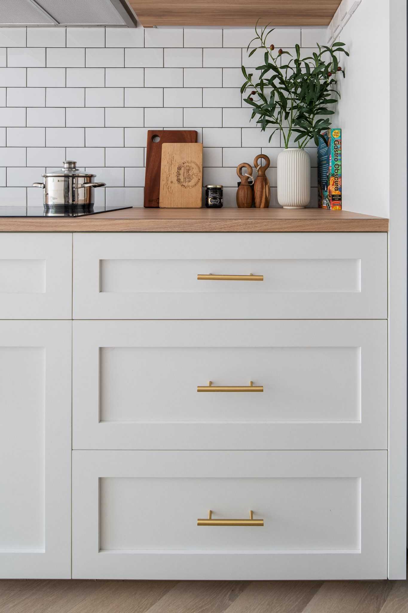 Country Kitchen with Countertop and Homogeneous Tiles
