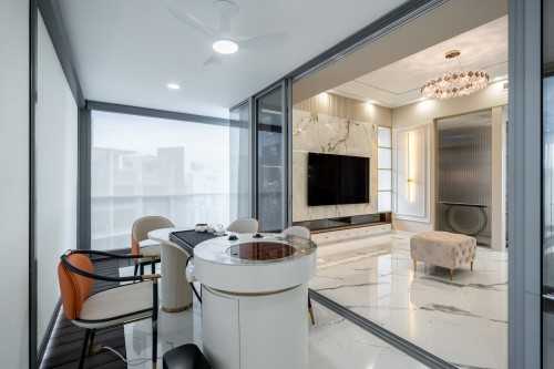 Modern Balcony at Orchard | Paterson Suite
