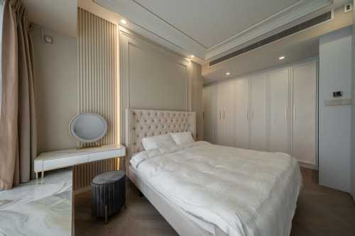 Modern Bedroom at Orchard | Paterson Suite