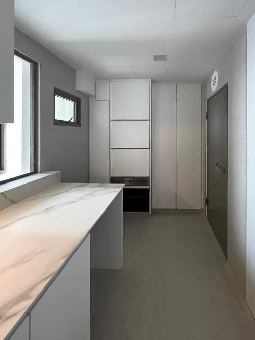 Modern Kitchen at Toa Payoh