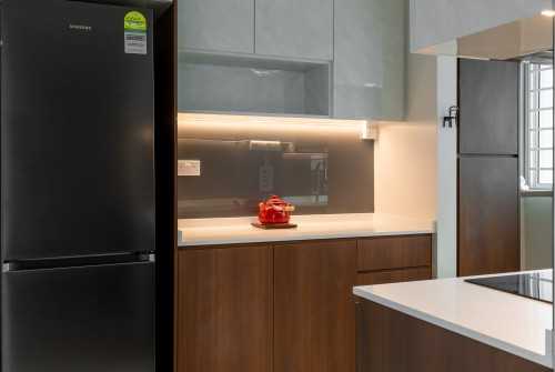 Transitional Kitchen at 43A Margaret Drive