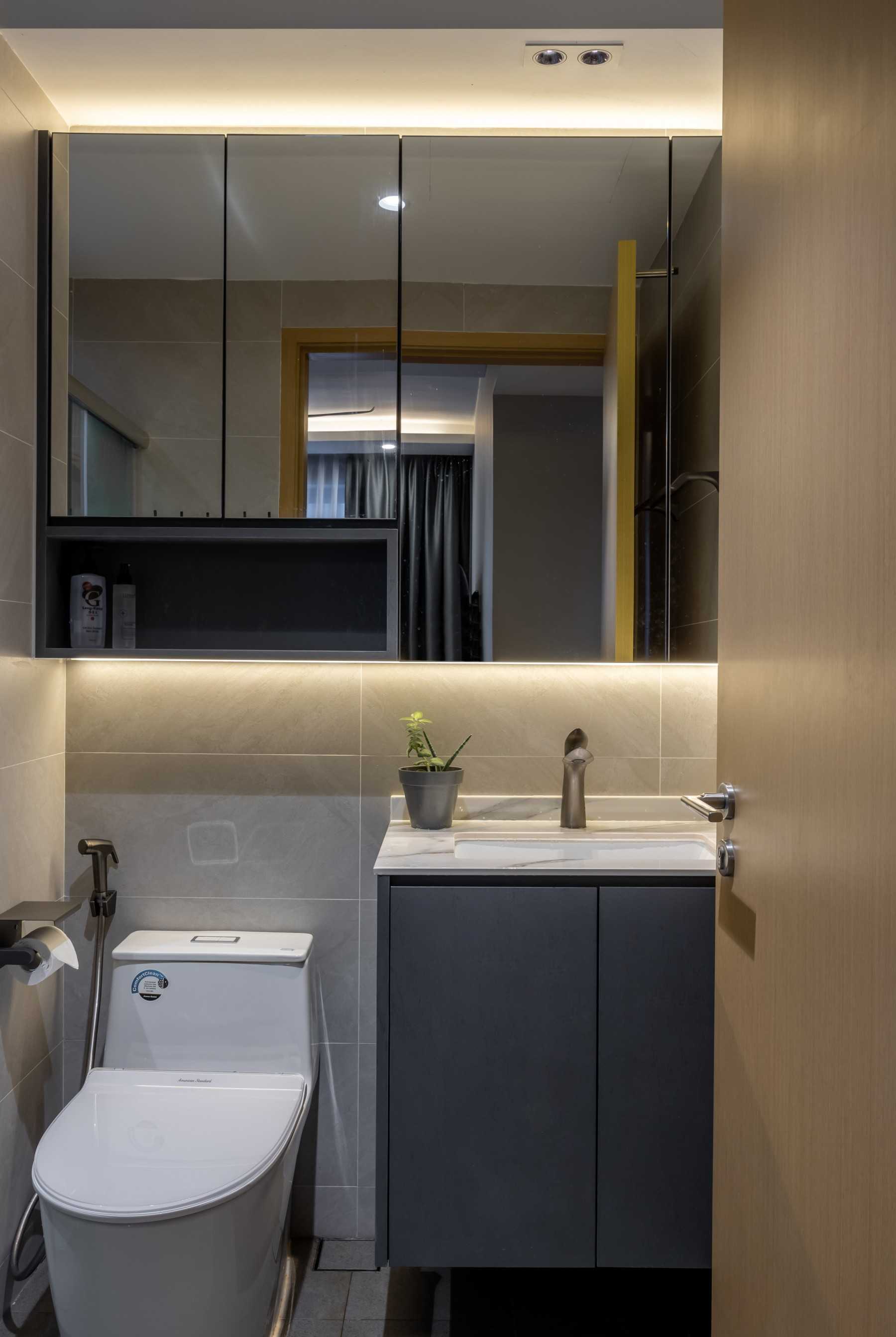 Scandinavian Bedroom with Mirror and Bathroom Mirrors