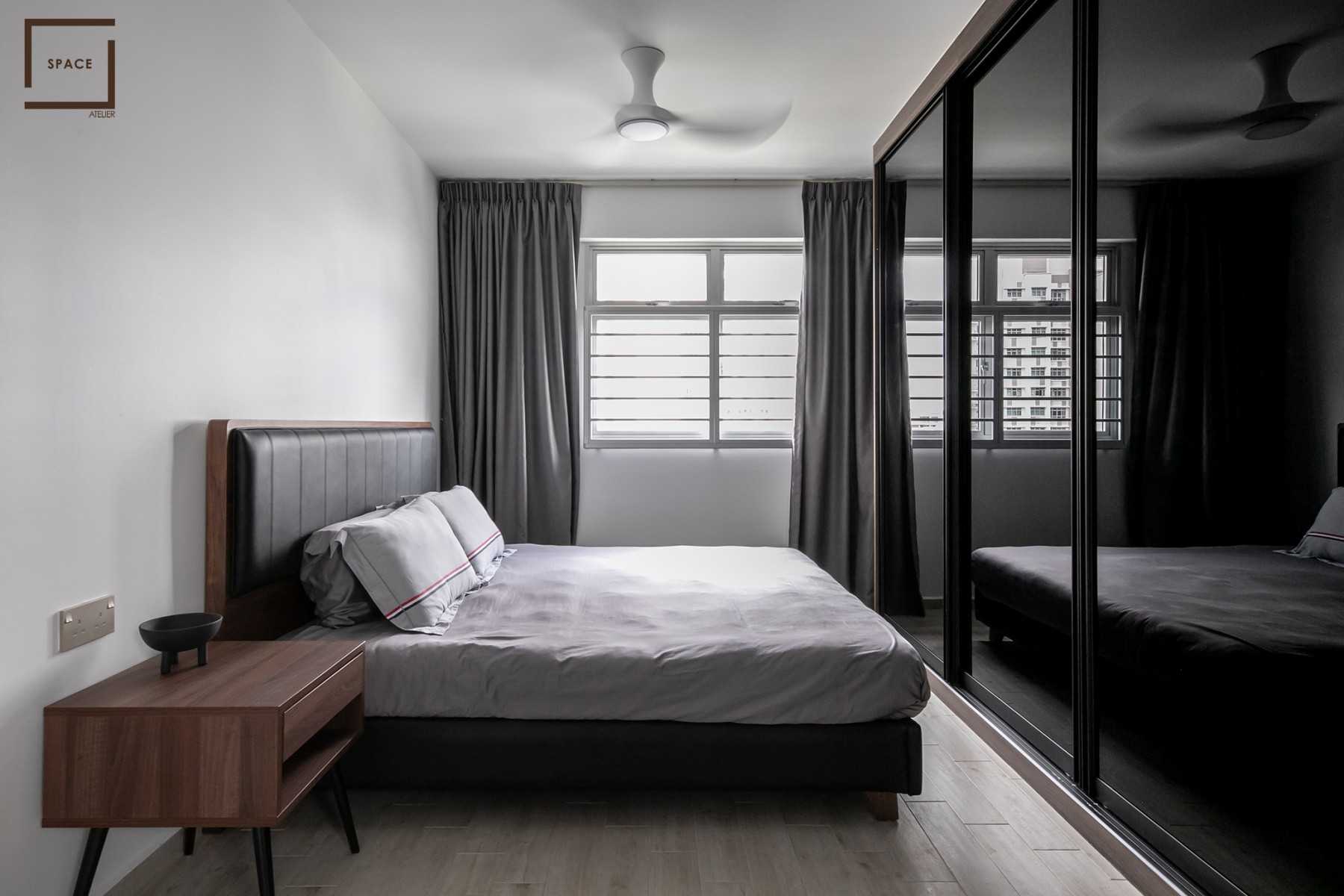 Contemporary Bedroom with Vinyl Flooring and Wardrobe