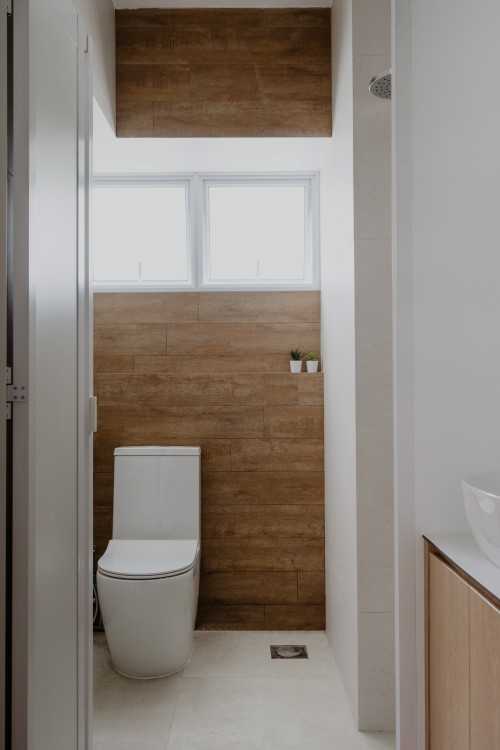 Modern Bathroom at 101 Pasir Ris St 12