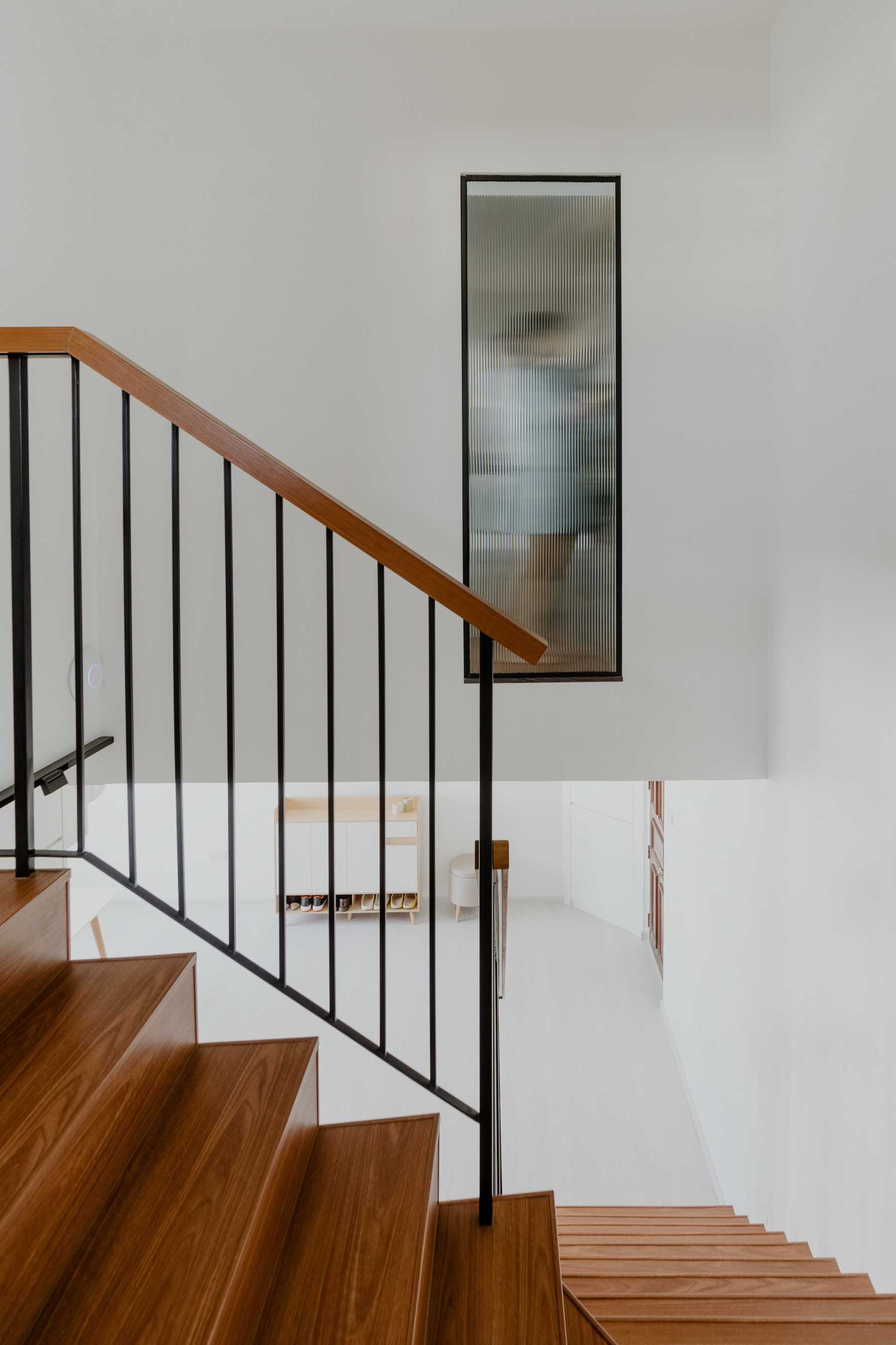 Modern Bedroom with Vinyl Flooring and Staircase