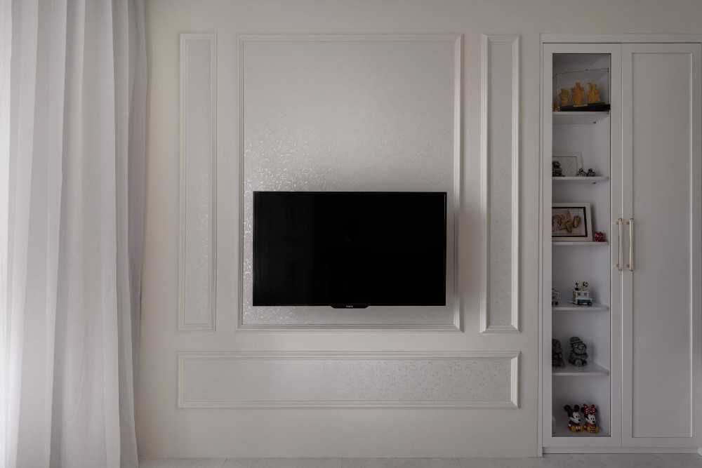 Transitional Living Room with Feature Wall and TV