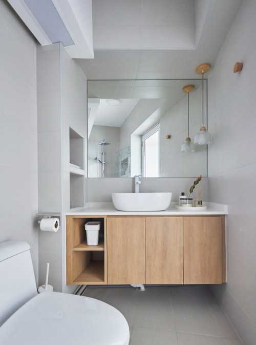 Scandinavian Bathroom at Compassvale Bow