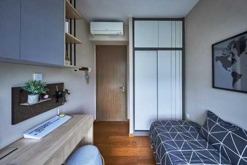 Modern Home Office at Kingsford Waterbay