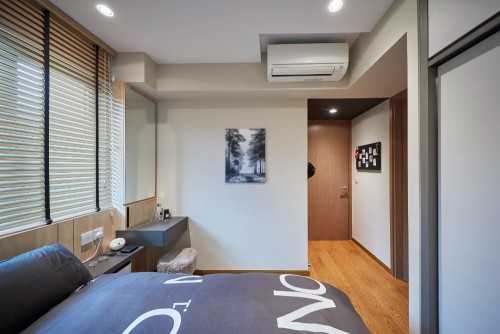 Modern Bedroom at Kingsford Waterbay