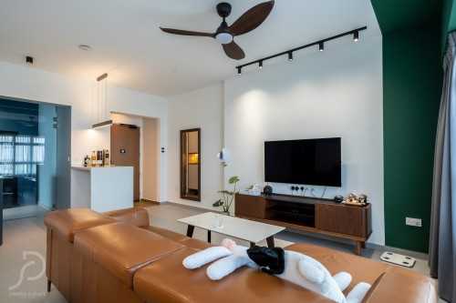 Modern Living Room at Tampines | Tampines Greenverge