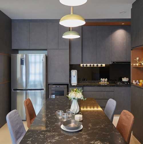 Contemporary Kitchen at Northshore Drive