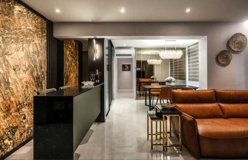 Modern Dining Room at Jalan Membina