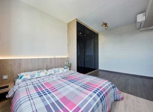 Contemporary Bedroom at Henderson Road