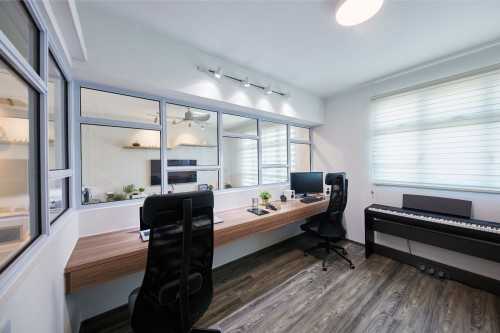 Contemporary Home Office at Henderson Road