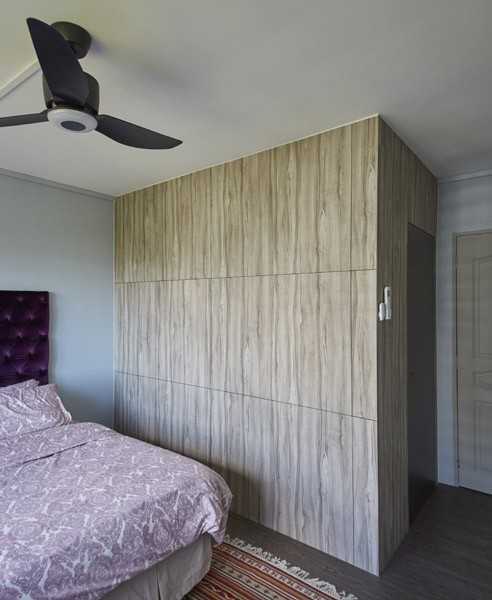 Contemporary Bedroom at Yishun Central