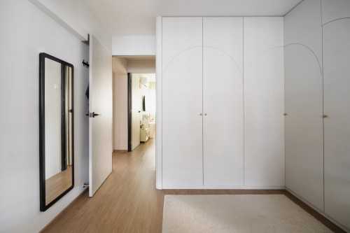 Modern Bedroom at Yishun Avenue 4