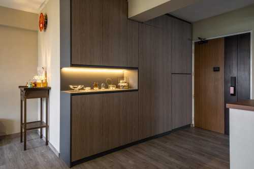 Contemporary Entryway at 288 Compassvale Crescent