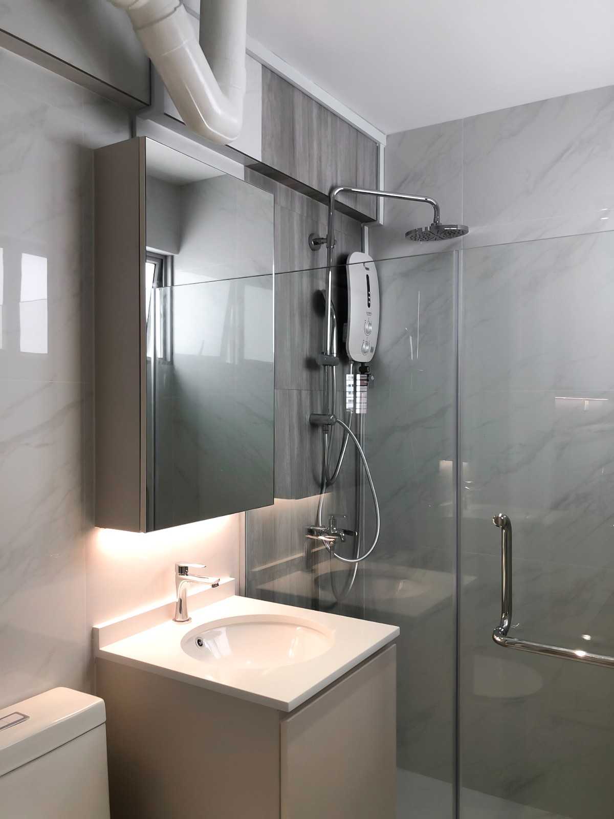Scandinavian Bathroom with Mirror and Shower Screen