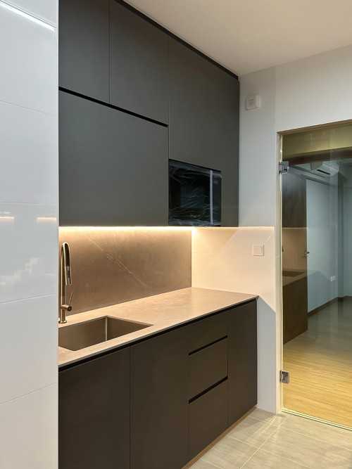 Modern Kitchen at Northshore Edge