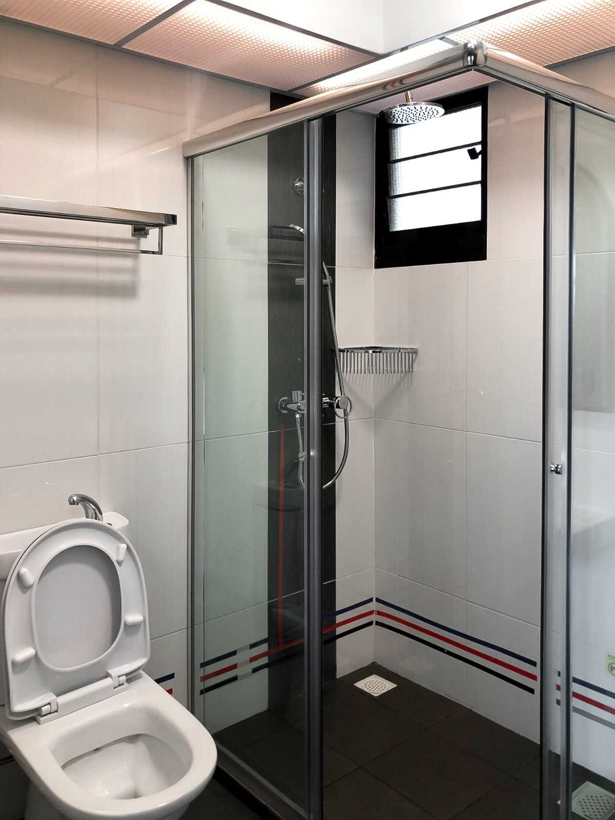 Scandinavian Bathroom with Shower Screen and Window Grille