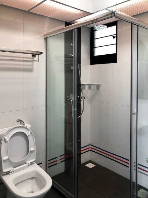 Scandinavian Bathroom at Tampines GreenDew