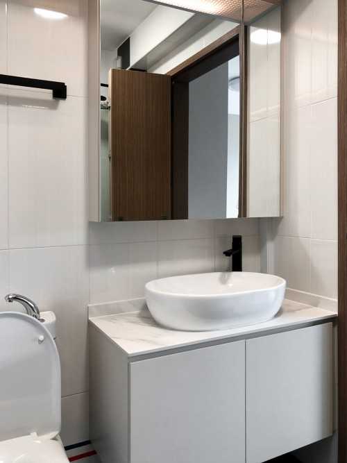 Scandinavian Bathroom at Tampines GreenDew