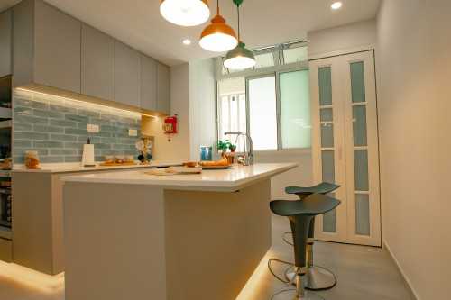 Modern Kitchen at Trellis Condominium @ Toa Payoh
