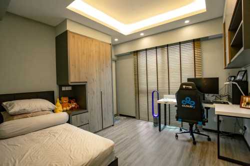 Modern Bedroom at Trellis Condominium @ Toa Payoh