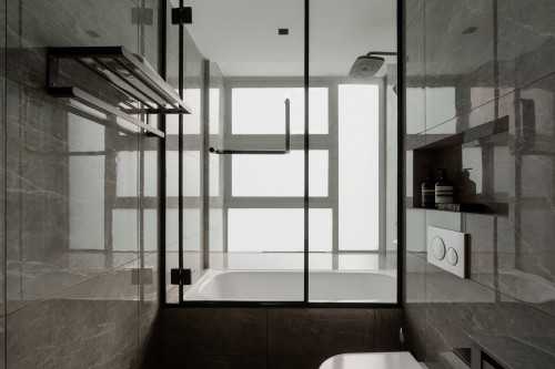 Modern Bathroom at 81 West Coast Drive