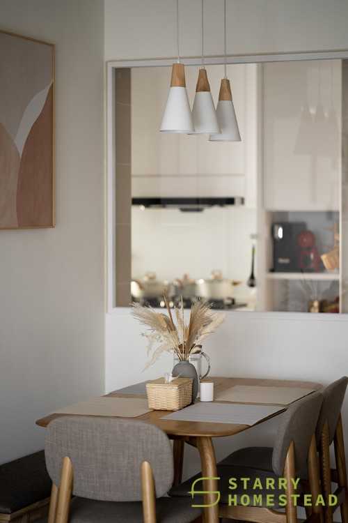 Scandinavian Dining Room at 472B Fernvale Street