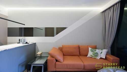 Eclectic Living Room at 61 Tampines Street 86