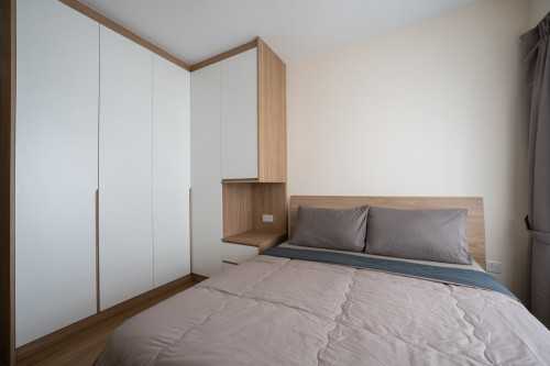 Scandinavian Bedroom at Holland Drive