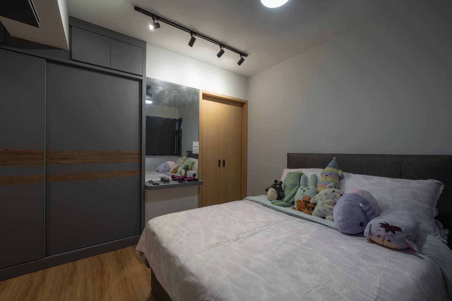 Scandinavian Bedroom with Bookshelf and Vinyl Flooring