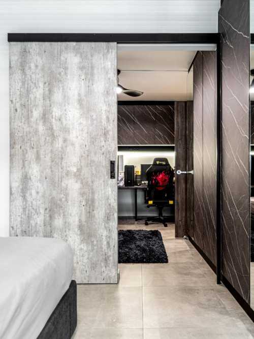 Contemporary Bedroom at Yishun Avenue 7