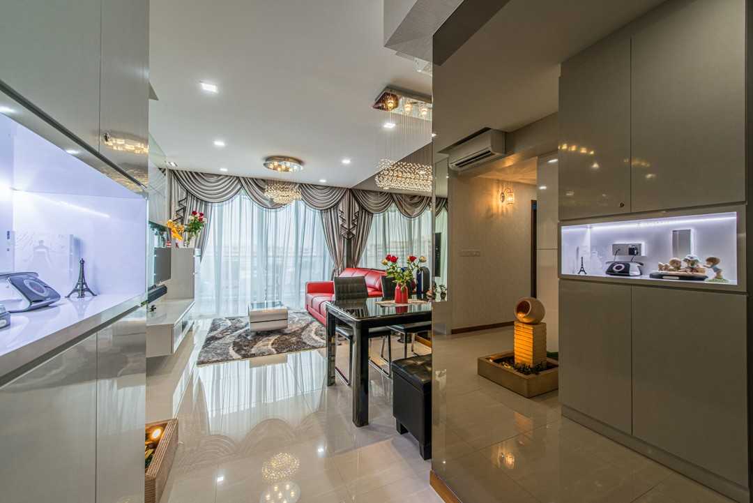 Modern Entryway with Mirror and Small Storage