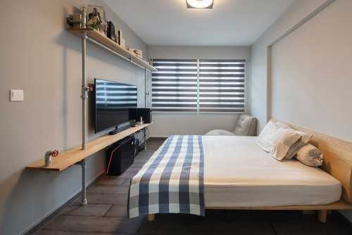 Industrial Bedroom at Bukit Batok Avenue 8